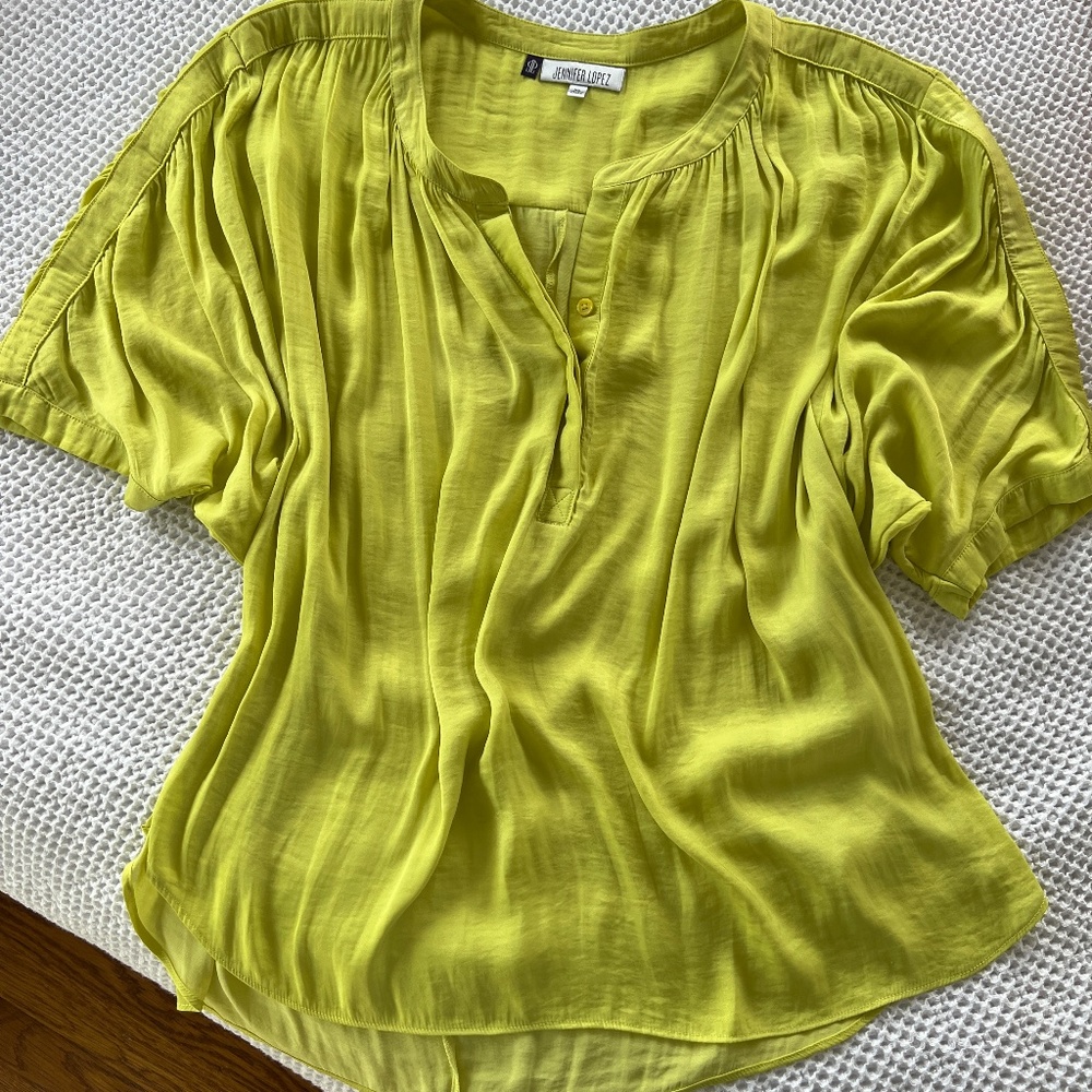 Very soft silky Jlo top